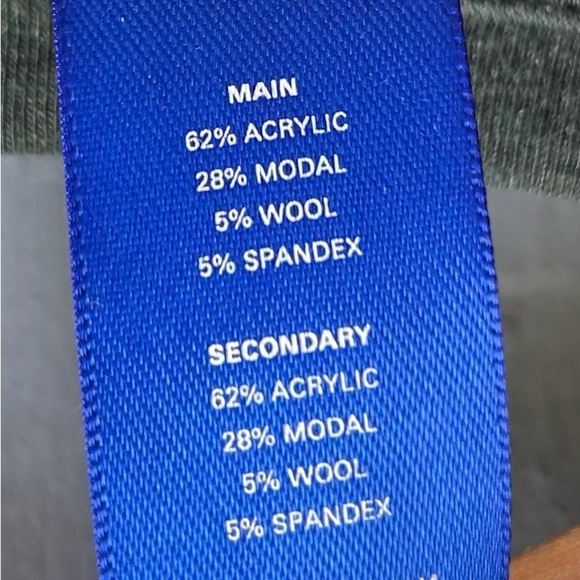 Kit & Ace Crewneck pocket tee, size M - Picture 5 of 8